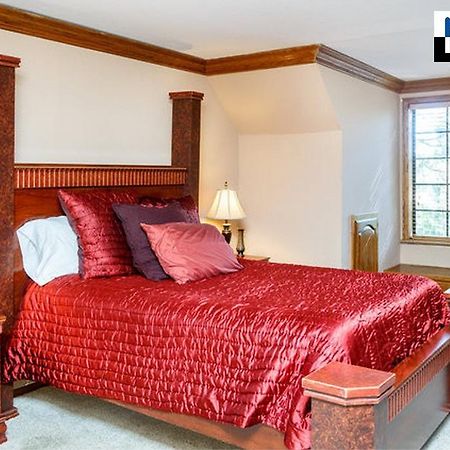 Chateau Bernina Lake Arrowhead Exterior photo